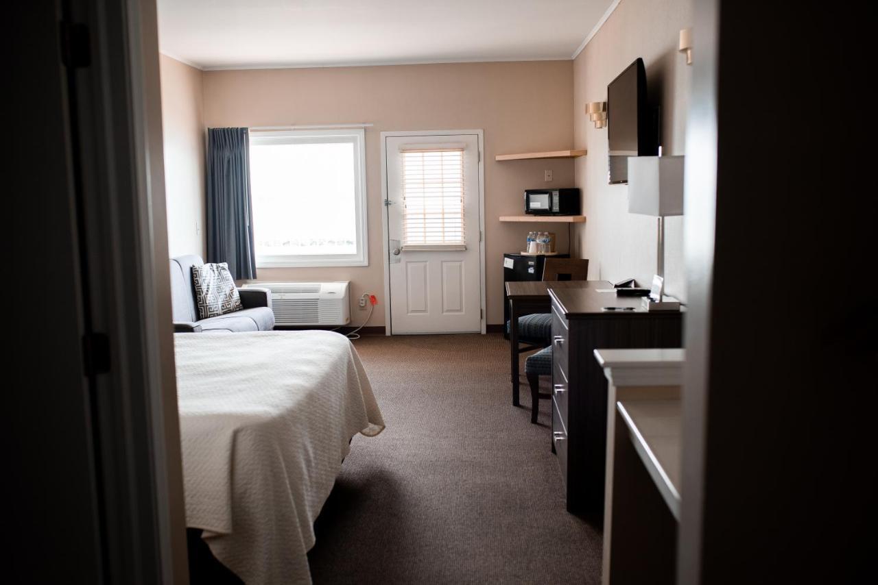 West Bank Hotel 5*